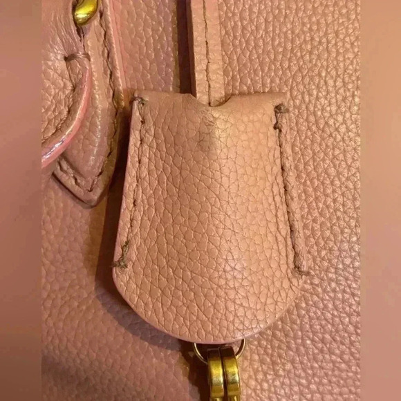 Alexander McQueen Padlock Zip Tote in Blush Pink Leather with Gold Skull Charm - Picture 10 of 14